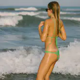 gallery/beach-bunny-ariana-1432.jpg