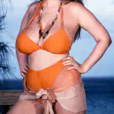 gallery/beach-bunny-bonnie-banks-03.jpg